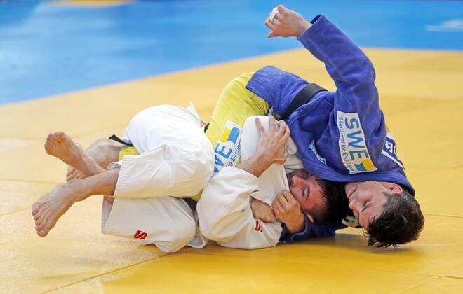 KSV Esslingen Deutschland, Esslingen, 27.06.2015, Judo, Bundesliga, KSV Esslingen - JC Leipzig: v.l. Costel Danculea (JC Leipzig), Rene Schneider (KSV Esslingen).