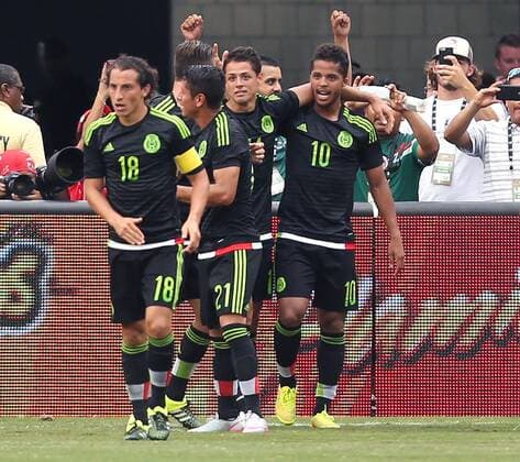June 27, 2015 - Orlando, FL, USA - Mexico players celebrate after a goal against Costa Rica in an International Friendly Länderspiel at the Orlando Citrus Bowl on Saturday, June 27, 2015, in Orlando, Fla. The game ended in a 2-2 draw. Mexico v. Costa Rica - ZUMAm67_