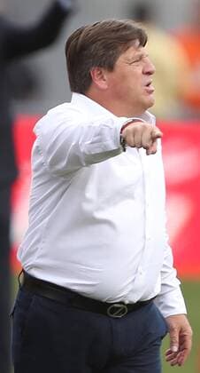 June 27, 2015 - Orlando, FL, USA - Mexico head coach Miguel Herrera during action against Costa Rica in an International Friendly Länderspiel at the Orlando Citrus Bowl on Saturday, June 27, 2015, in Orlando, Fla. The game ended in a 2-2 draw. Mexico v. Costa Rica - ZUMAm67_