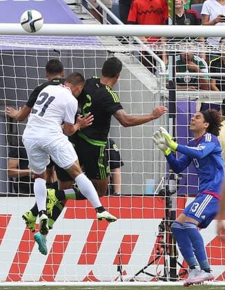 June 27, 2015 - Orlando, FL, USA - Mexico goalkeeper Guillermo Ochoa, right, watches as players collide in front of the goal against Costa Rica in an International Friendly Länderspiel at the Orlando Citrus Bowl on Saturday, June 27, 2015, in Orlando, Fla. The game ended in a 2-2 draw. Mexico v. Costa Rica - ZUMAm67_
