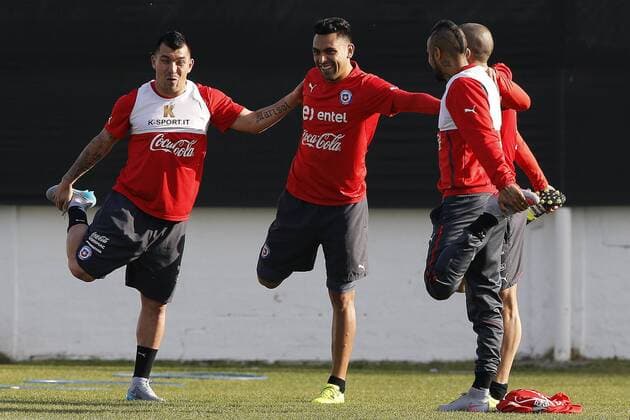 Football, Chilean national team Nationalteam training session. Gonzalo Jara during the morning training session at the Juan Pinto Duran training center in Santiago, Chile. 27 06 2015 Paul Plaza Photosport Entrenamiento de la seleccion chilena. 27 06 15 