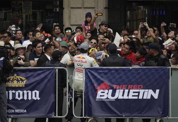 June 27, 2015 - Mexico - D27061510.JPG.MEXICO, D.F. Racing Automovilismo-F1.- Carlos Sainz Jr. Red Bull Racing F1 Show Run Foto: Agencia EL UNIVERSAL Alejandro Acosta JMA. Latin News - June 27, 2015  - ZUMAu78_