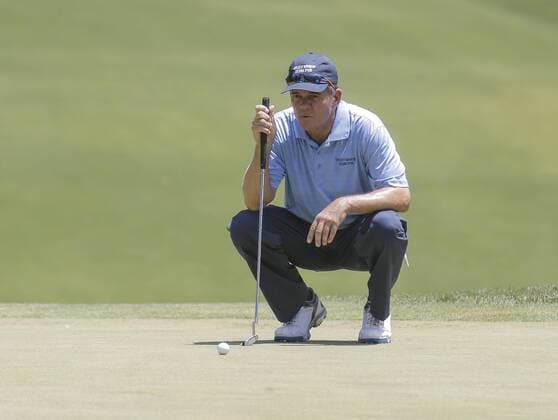 JUN 28, 2015 Sacramento, CA : Scott Dunlap study the green on the 7th hole during U.S Senior Open Championship at Del Paso Country Club Sacramento, CA Thurman James CSM USGA Senior Golf 2015: U.S. Senior Open Championship Final Round JUN 28 - ZUMAc04_