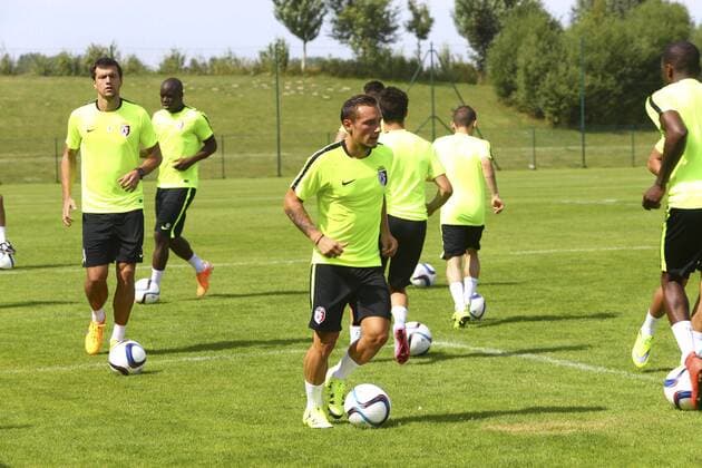 Renato Civelli et Eric Bautheac FOOTBALL : Reprise Entrainement LOSC - 29 06 2015 GwendolineLeGoff Panoramic 
