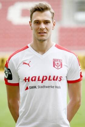 Hallescher FC Fußball Saison 2015-16 Halle Saale, 29.06.2015, Fussball, 3. Liga, Saison 2015 - 2016. , Hallescher FC Mannschaftsfototermin Portrait Porträt. , Im Bild: Dominic Rau. ,