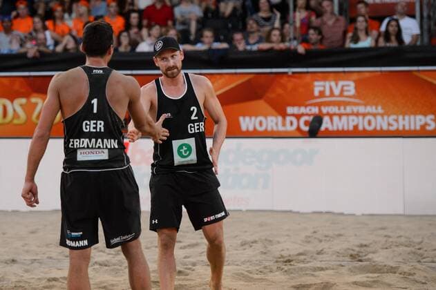30.06.2015, Den Haag, Hofvijver Stadion World Championships Weltmeisterschaft 2015, Vorrunde Jonathan Erdmann ( 1 GER), Kay Matysik ( 2 GER)