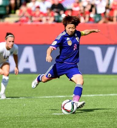 (150702) -- EDMONTON, Japan s Aya Miyama scores a penalty during the semifinal against England at the 2015 FIFA Women s World Cup in Edmonton, Canada, July 1, 2015. Japan won 2-1 and was qualified for the final. ) (SP)CANADA-EDMONTON-FIFA-WOMEN S WORLD CUP-SEMIFINAL-JPN-ENG WangxYuguo 