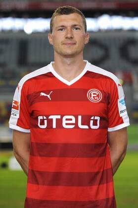 Fussball, 2. Bundesliga, Deutschland, Herren, Porträttermin Saison 2015 2016, Fortuna Düsseldorf, F95: Oliver Fink (Düsseldorf). Einzelbild, Portrait, Porträt.
