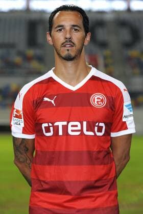 Fussball, 2. Bundesliga, Deutschland, Herren, Porträttermin Saison 2015 2016, Fortuna Düsseldorf, F95: Sergio Pinto (Düsseldorf). Einzelbild, Portrait, Porträt.