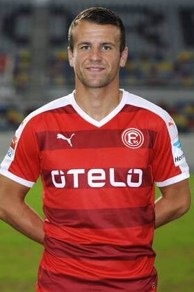 Fussball, 2. Bundesliga, Deutschland, Herren, Porträttermin Saison 2015 2016, Fortuna Düsseldorf, F95: Lukas Schmitz (Düsseldorf). Einzelbild, Portrait, Porträt.