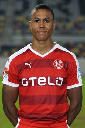 Fussball, 2. Bundesliga, Deutschland, Herren, Porträttermin Saison 2015 2016, Fortuna Düsseldorf, F95: Mathis Bolly (Düsseldorf). Einzelbild, Portrait, Porträt.