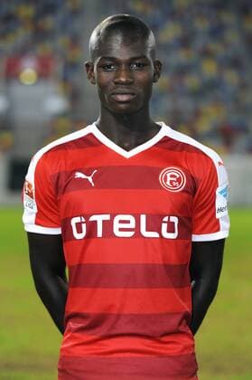Fussball, 2. Bundesliga, Deutschland, Herren, Porträttermin Saison 2015 2016, Fortuna Düsseldorf, F95: Ihlas Bebou (Düsseldorf). Einzelbild, Portrait, Porträt.