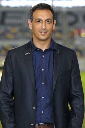 Fussball, 2. Bundesliga, Deutschland, Herren, Porträttermin Saison 2015 2016, Fortuna Düsseldorf, F95: Manager Rachid Azzouzi (Düsseldorf). Einzelbild, Portrait, Porträt.