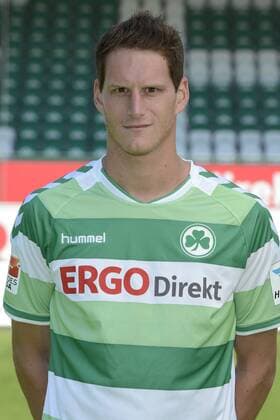 02.07.2015 - SpVgg Greuther Fürth Fuerth - 2. Fußball Bundesliga - Saison 2015 2016 - Fototermin Fotoshooting Porträttermin Portraittermin - - - Einzelfoto Kopfbild Portrait Porträt - Benedikt Röcker Roecker (2, SpVgg Greuther Fürth )