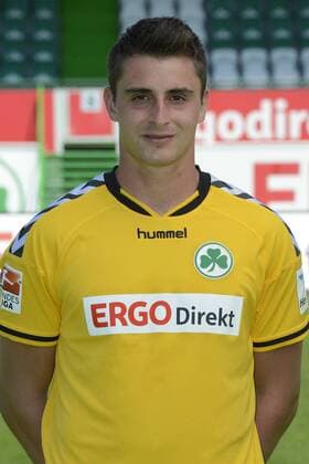 02.07.2015 - SpVgg Greuther Fürth Fuerth - 2. Fußball Bundesliga - Saison 2015 2016 - Fototermin Fotoshooting Porträttermin Portraittermin - - - Einzelfoto Kopfbild Portrait Porträt - Sebastian Mielitz (1, SpVgg Greuther Fürth )