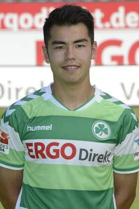 02.07.2015 - SpVgg Greuther Fürth Fuerth - 2. Fußball Bundesliga - Saison 2015 2016 - Fototermin Fotoshooting Porträttermin Portraittermin - - - Einzelfoto Kopfbild Portrait Porträt - Zhi Gin Lam (26, SpVgg Greuther Fürth )