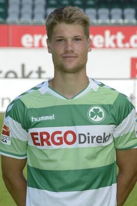 02.07.2015 - SpVgg Greuther Fürth Fuerth - 2. Fußball Bundesliga - Saison 2015 2016 - Fototermin Fotoshooting Porträttermin Portraittermin - - - Einzelfoto Kopfbild Portrait Porträt - Johannes Wurtz (22, SpVgg Greuther Fürth )