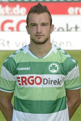 02.07.2015 - SpVgg Greuther Fürth Fuerth - 2. Fußball Bundesliga - Saison 2015 2016 - Fototermin Fotoshooting Porträttermin Portraittermin - - - Einzelfoto Kopfbild Portrait Porträt - Veton Berisha ( SpVgg Greuther Fürth )