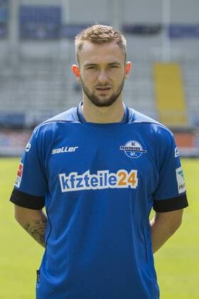 Aktuell Fußball, 2. BL, SC Paderborn 07 Porträttermin Paderborn, Deutschland 03. Juli 2015: 2015 2016 - SC Paderborn 07 Marc Brasnic (SC Paderborn) rp