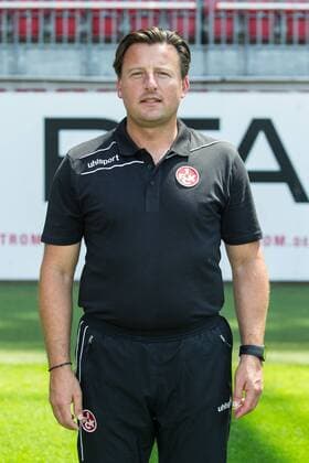 Kaiserslautern Kosta Runjaic (Trainer 1.FC Kaiserslautern) Fussball, 2. Bundesliga, Porträttermin, 1.FC Kaiserslautern, 03.07.2015 , Copyright: Neis Eibner-Pressefoto EP_ANS