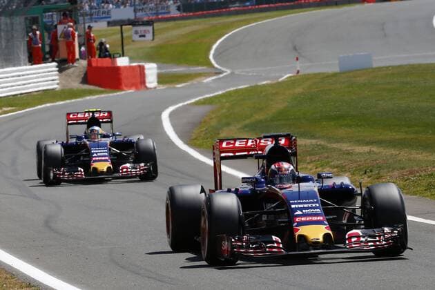 Motorsports: FIA Formula One World Championship WM Weltmeisterschaft 2015, Grand Prix of Great Britain, 33 Max Verstappen (NLD, Scuderia Toro Rosso), 55 Carlos Sainz Junior (ESP, Scuderia Toro Rosso), xHOCHxZWEIx