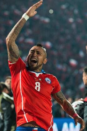 Chile x Argentina SANTIAGO, CHILE - 04 07 2015: CHILE X ARGENTINA - Arturo Vidal of Chile celebrates after Chile beat Argentina on penalties disputes during match between Chile x Argentina, valid for the final of the Copa America 2015 held at the National Stadium Julio Mart?nez Pr?danos. (Photo: Marcelo Machado de Melo FotoArena)  MarceloxMachadoxdexMelo