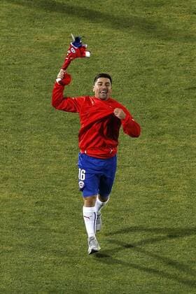 Football, Chile v Argentina. Copa America 2015 . Chile s players celebrate winning the Copa America 2015 in a football match against Argentina at the Nacional stadium in Santiago, Chile. 04 07 2015 Paul Plaza Photosport Chile v Argentina, Copa America 2015. 