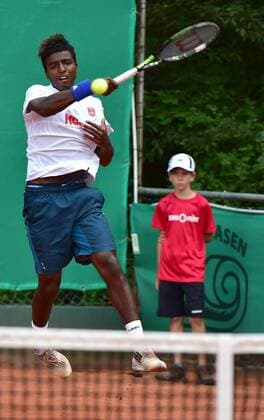 05.07.2015 - Tennis - 1. Tennis Bundesliga 2015 - 01. Spieltag: 1. FC Nürnberg - TC Blau Weiß Halle - - Elias Ymer ( 1.FC Nürnberg FCN )