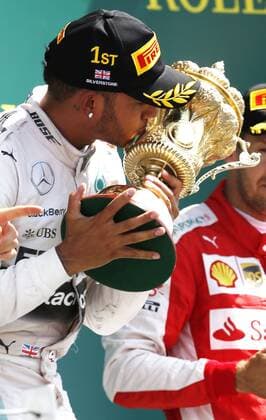 Motorsports: FIA Formula One World Championship WM Weltmeisterschaft 2015, Grand Prix of Great Britain, 44 Lewis Hamilton (GBR, Mercedes AMG Petronas Formula One Team), xHOCHxZWEIx