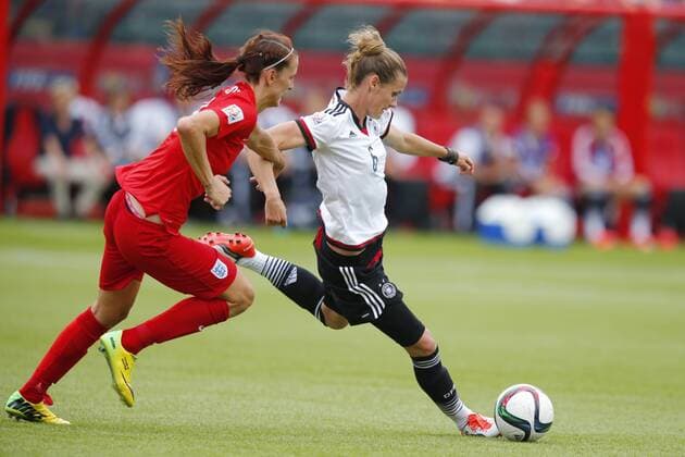 Simone Laudehr (GER), JULY 4, 2015 - Football Soccer : FIFA Women s World Cup Canada 2015 third place match between Germany 0-1 England at Commonwealth Stadium in Edmonton, Canada. NOxTHIRDxPARTYxSALES.  (qdwa041716)