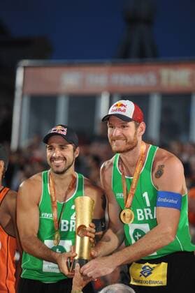 World Championships Beach volleyball Beachvolleyball 2015 The Netherlands World Championships Beach Volleyball 2015 The Hague The Netherlands 5h July 2015 The final on the mens competition goes all the way to the wire with Brazilians Alison Cerutti (right) and Bruno Schmidt finally beating local heroes Reinder Nummerdor and Christiaan Varenhorst. (NED) 