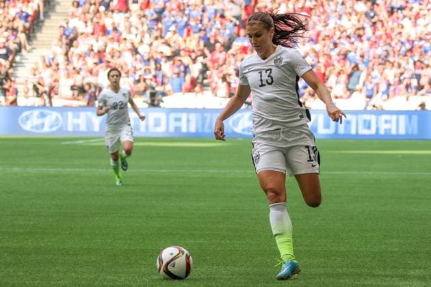 v.li.: Alex Morgan (USA), Freisteller, Einzelbild, Aktion, Action, Fussball, FIFA Frauen-WM 2015, Finale, USA - Japan, xozx