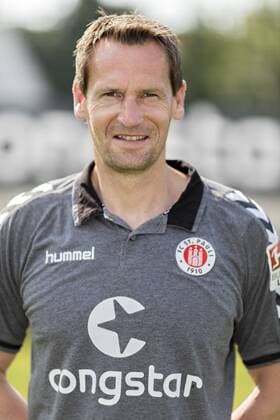 Torwarttrainer Mathias Hain (FC St.Pauli) 04.07.2015, Hamburg.