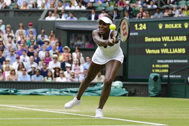 06.07.2015. Wimbledon, England. The Wimbledon Tennis Championships. Ladies Singles fourth round match between top seed Serena Williams (USA) and sixteenth seed Venus Williams (USA). Venus Williams in action xCraigxMercerx  ActionPlus11638285