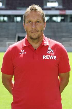 Fussball, Bundesliga, Deutschland, Herren, Porträttermin Saison 2015 2016; 1. FC Köln: Co-Trainer Manfred Schmid (FC Köln). Einzelbild, Portrait, Porträt.