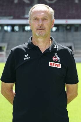 Fussball, Bundesliga, Deutschland, Herren, Porträttermin Saison 2015 2016; 1. FC Köln: Zeugwart Kresimir Ban (FC Köln). Einzelbild, Portrait, Porträt.