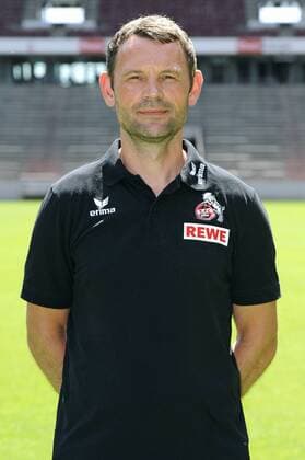 Fussball, Bundesliga, Deutschland, Herren, Porträttermin Saison 2015 2016; 1. FC Köln: Leiter Physiotherapie & Rehabilitation Klaus Maierstein (FC Köln). Einzelbild, Portrait, Porträt.