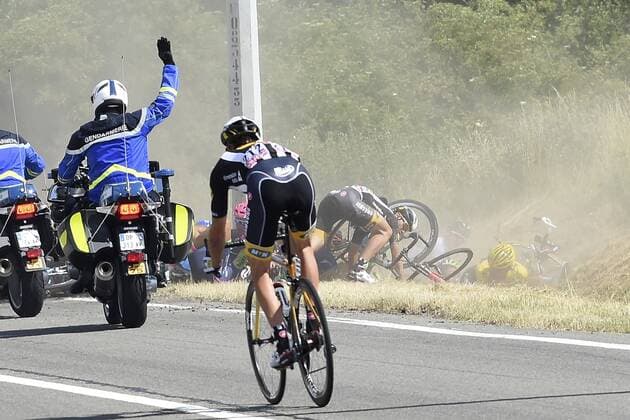 Big crash with CANCELLARA Fabian of Trek Factory Racing during the stage 3 of the 102nd edition of the Tour de France 2015 with start in Antwerp and finish in Huy, Belgium (159 kms) CYCLISME : Tour de France - Etape 3 - Anvers Huy - 06 07 2015 PhotoNews Panoramic 