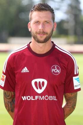 06.07.2015 - Fussball - 2. Fussball-Bundesliga - Saison 2015 2016 - 1. FC Nürnberg Nuernberg FCN - Fototermin Fotoshooting Porträttermin Portraittermin - JüRa - - Einzelfoto Kopfbild Porträt Portrait - Guido Burgstaller (9, 1.FC Nürnberg FCN )