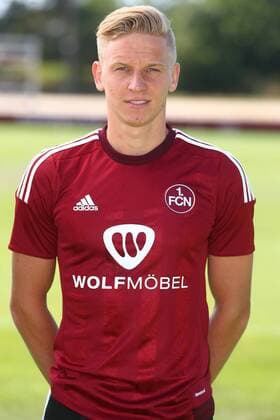 06.07.2015 - Fussball - 2. Fussball-Bundesliga - Saison 2015 2016 - 1. FC Nürnberg Nuernberg FCN - Fototermin Fotoshooting Porträttermin Portraittermin - JüRa - - Einzelfoto Kopfbild Porträt Portrait - Willi Evseev (21, 1. FC Nürnberg FCN )