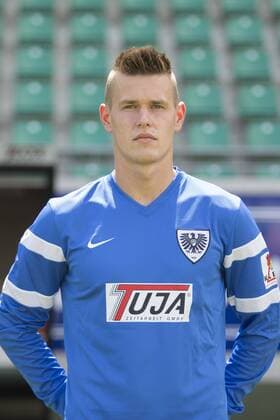 Muenster, Deutschland 07. Juli 2015: Mannschaftsfoto 15 16 - SC Preussen Muenster Torwart Marco Aulbach (22 SC Preussen Muenster) rp