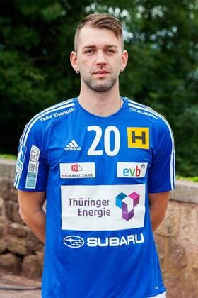 PRESSETERMIN THSV EISENACH 08 07 2015 - Eisenach: Die 1. Bundesliga Mannschaft des ThSV Eisenach zum Pressetermin am 8. Juli 2015 auf der Wartburg. Im Foto: Tomas Urban 20 (ThSV Eisenach)