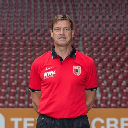Wolfgang Beller (Co-Trainer FC Augsburg), FC Augsburg, Porträttermin 2015 2016