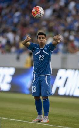 Aktuell Fußball, Gold Cup, El Salvador - Kanada July 8, 2015 - Carson, California, U.S - Alexander Larin 13 of El Salvador during a Gold Cup game with Canada at StubHub Center in Carson, California, on Wednesday July 8, 2015. El Salvador vs. Canada - ZUMAp124