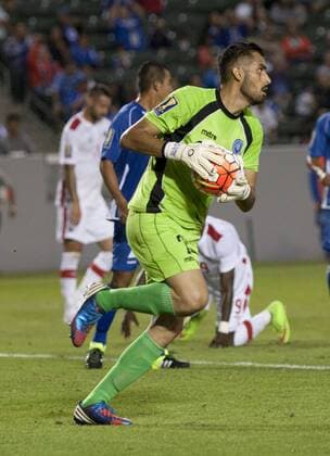 July 8, 2015 - Carson, California, U.S - Goalie, Derby Carrillo 22 of El Salvador stops a ball during a Gold Cup game with Canada at StubHub Center in Carson, California, on Wednesday July 8, 2015. El Salvador vs. Canada - ZUMAp124