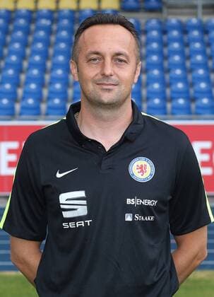 Physiotherapeut Goce Janevski (Eintracht Braunschweig)