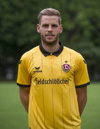 Fussball, 3. Liga, Saison 2015 2016, SG Dynamo Dresden, Porträt Termin, Donnerstag (09.07.2015). Dresdens Justin Eilers.