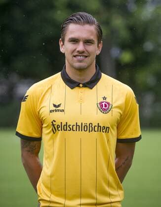Fussball, 3. Liga, Saison 2015 2016, SG Dynamo Dresden, Porträt Termin, Donnerstag (09.07.2015). Dresdens Pascal Testroet.