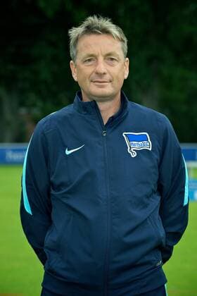 DFL Fussball Berlin 10.07.2015 Hertha BSC Saison 2015 2016 Portraettermin 2015 2016 Rainer WIDMAYER CO Trainer