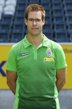 Fussball, Bundesliga, Deutschland, Herren, Porträttermin Saison 2015 2016; Bor. Mönchengladbach: Mannschaftsarzt Dr. Stefan Porten (Mgladbach). Einzelbild, Portrait, Porträt.